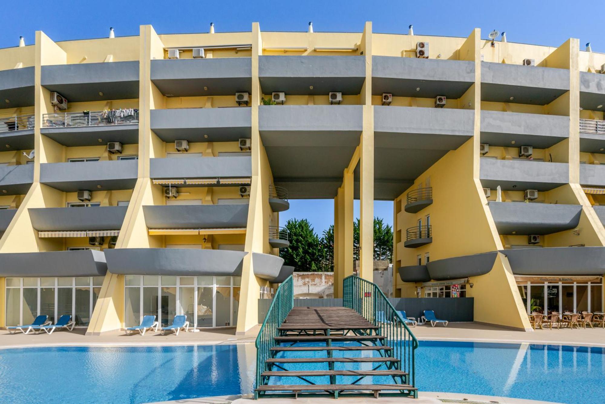 Lagos-Piscine Et Mer- Condominio Do Mar Extérieur photo